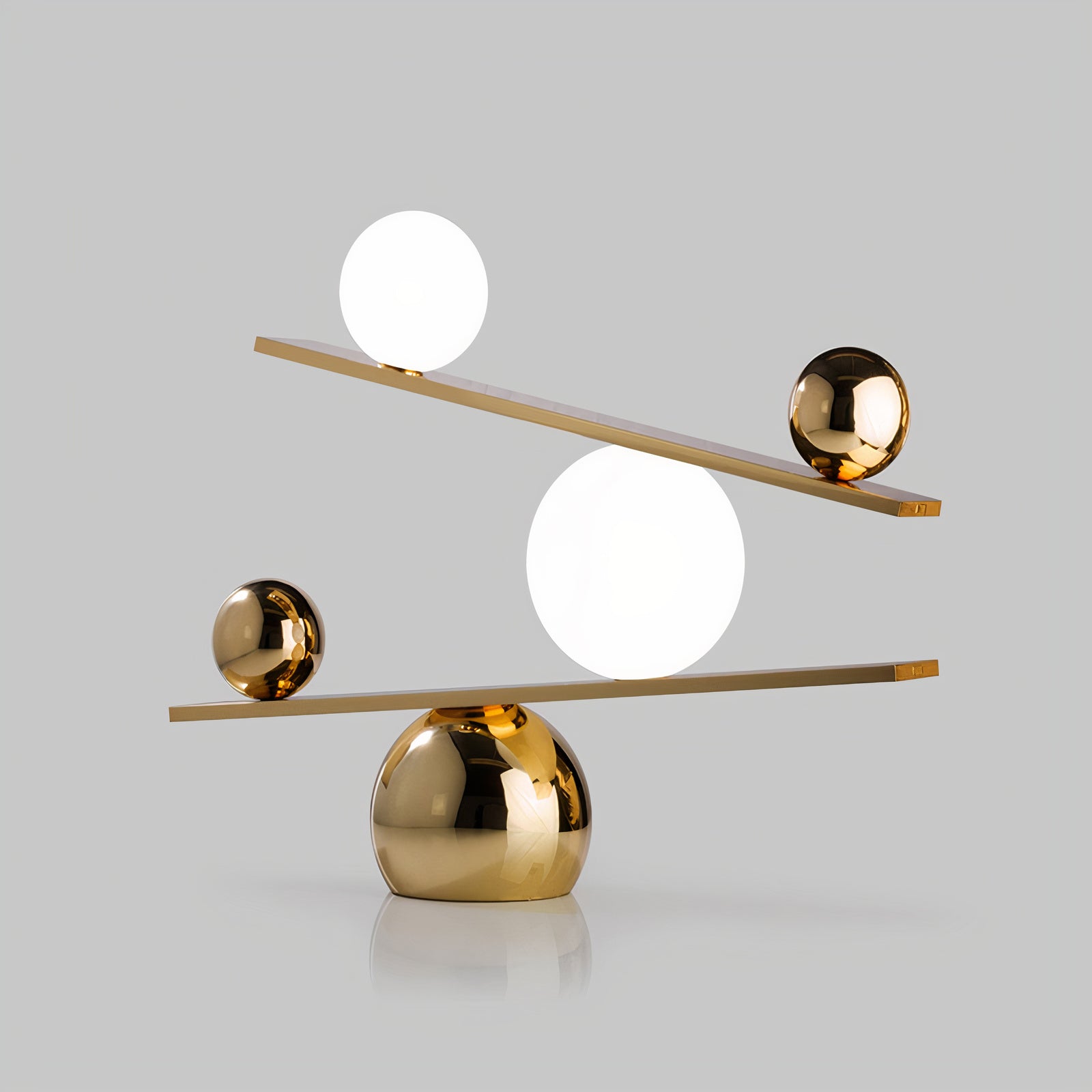 Moeraki Balance Lamp