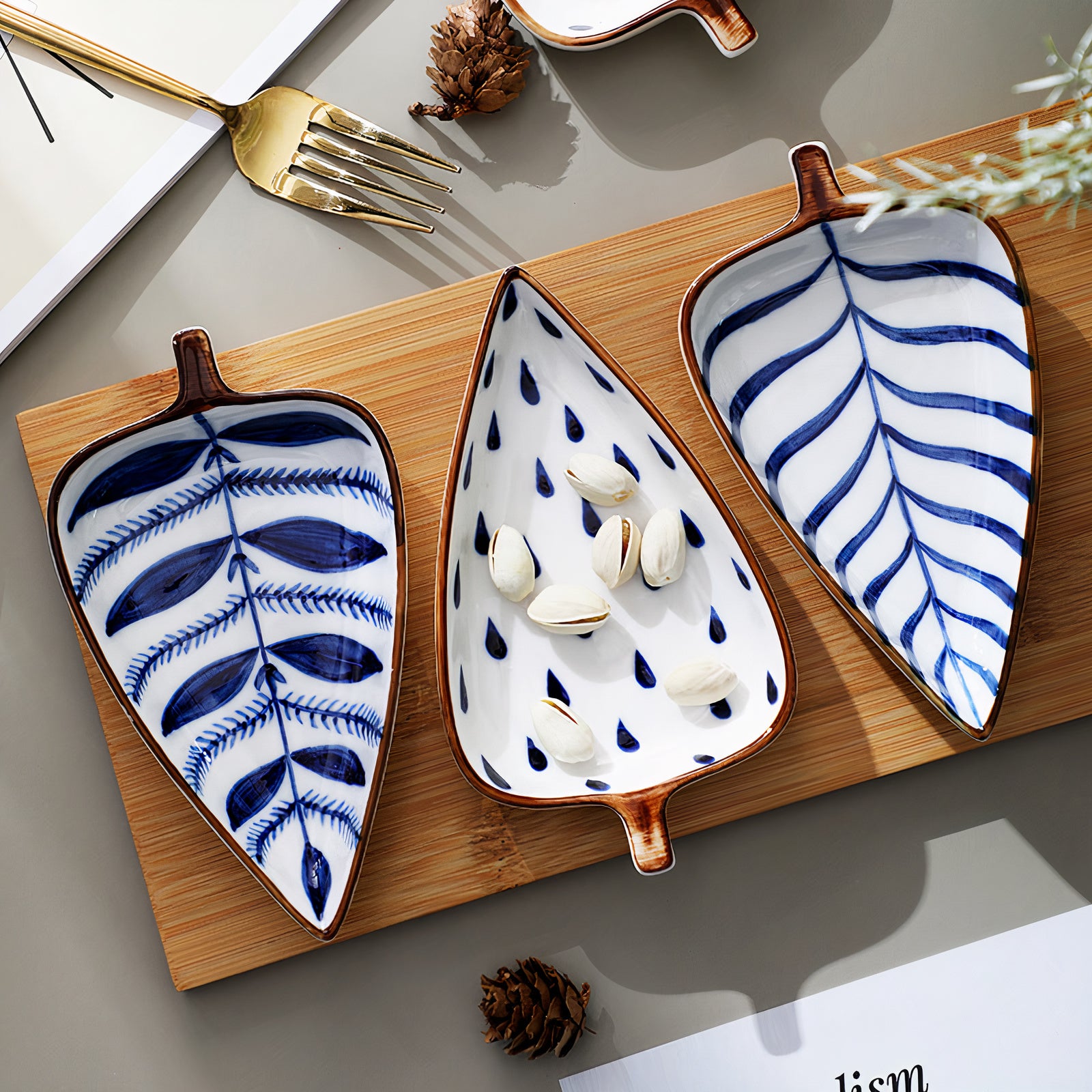 Serrate Leaf Bowls