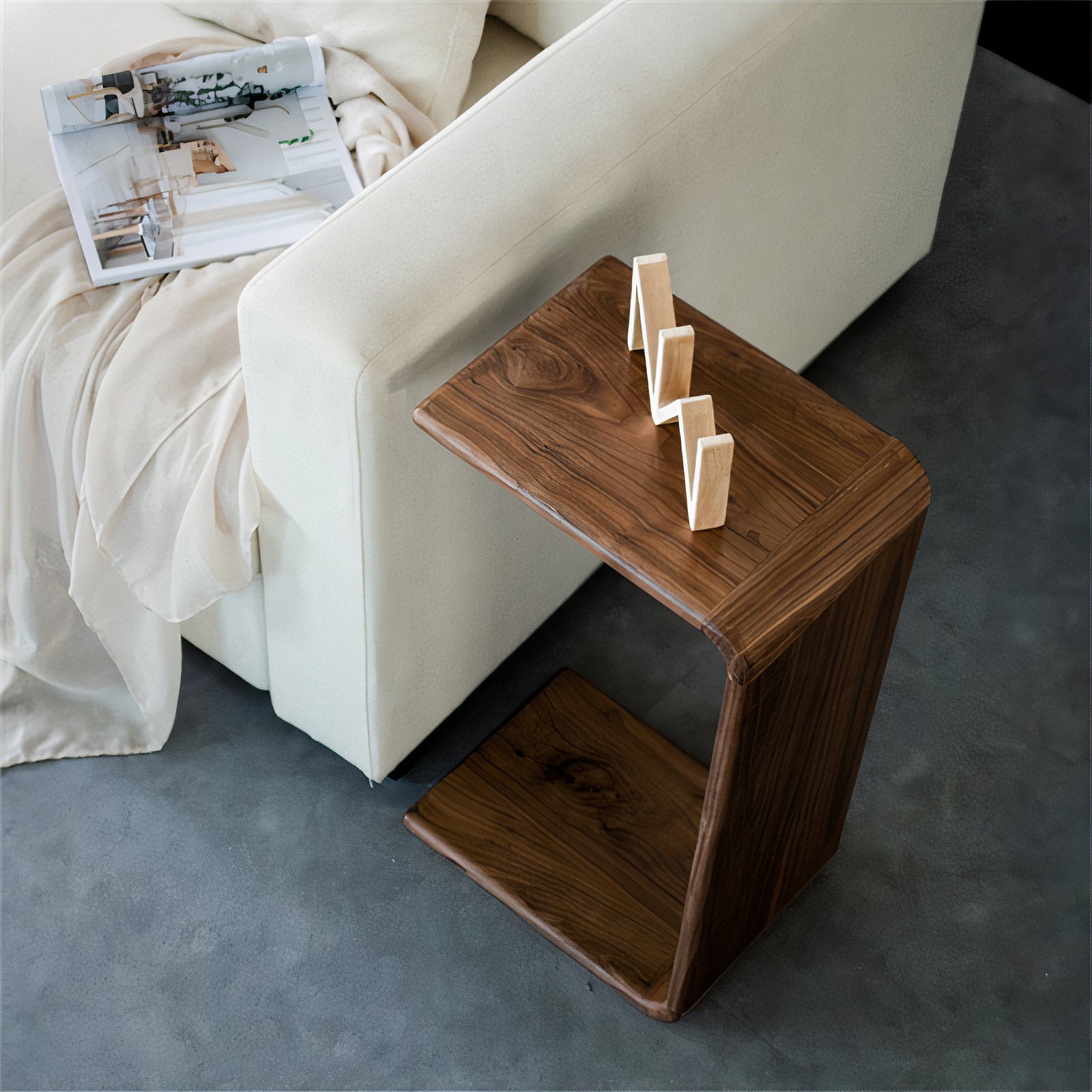 Cervino end Table